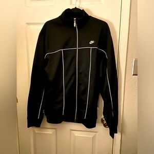 Nike Track Jacket (Pre-owned/Slightly worn) Size: Women- Medium